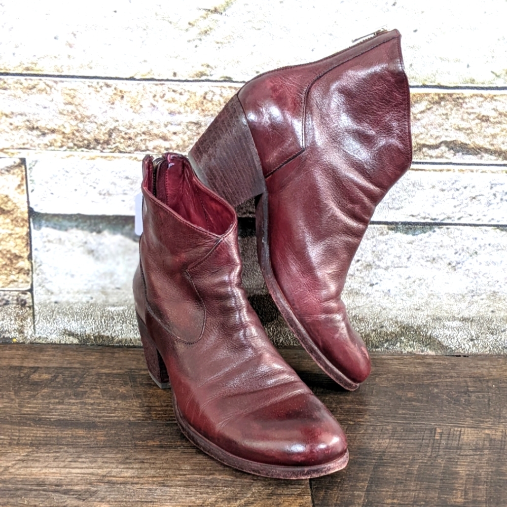 OFFICINE CREATIVE Oxblood Leather Zip Back Ankle Boot